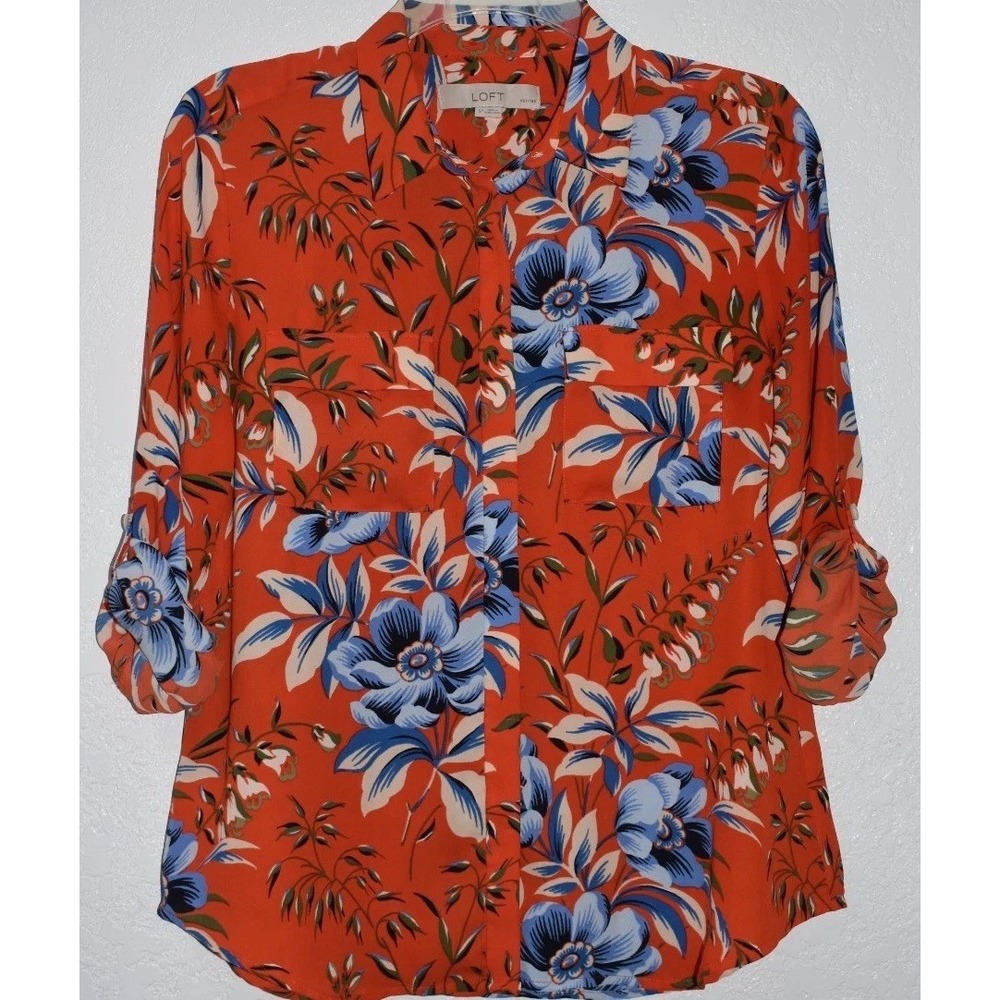 Ann Taylor LOFT Sp Button Front Blouse‎ Long Slv Roll Tab RED Blue Floral PETITE